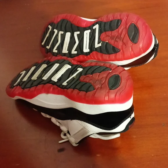 Jordan little boys size 13 white, black with red soles and tips sneakers